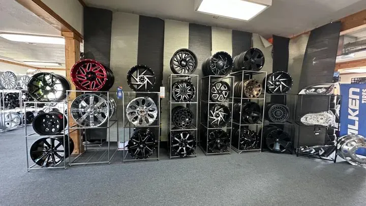 https://cdn.trust-mechanics.com/photos/6yNJFY9keI4PFODJ41db/a91c18e3-649f-4e25-8ec8-75598c3ecb9a_720x720