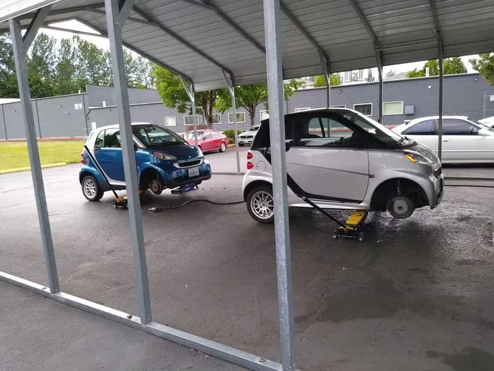 https://cdn.trust-mechanics.com/photos/6yNJFY9keI4PFODJ41db/c6bd62e1-2c9b-4406-8948-6ad527c2f1e8_720x720