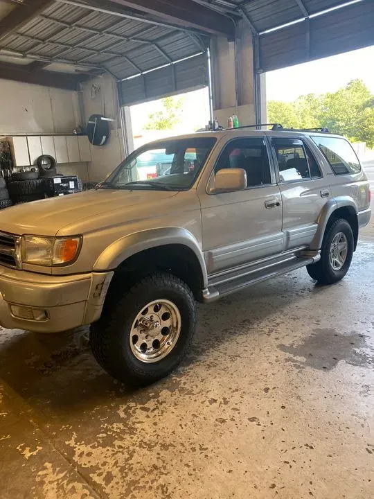 https://cdn.trust-mechanics.com/photos/74YwyTEPkYEDPr6RGpm1/fbb609cd-2e0c-415e-9996-8c1d7ba78ad2_720x720