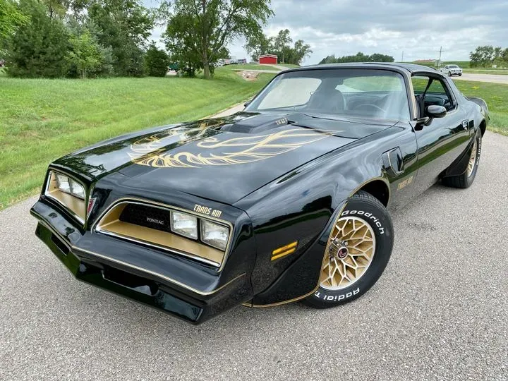 https://cdn.trust-mechanics.com/photos/7586sjwzGJRY071p3Mpf/e673f582-8599-455a-b920-5d160ba128ef_720x720