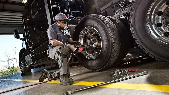 https://cdn.trust-mechanics.com/photos/76lIaMZ5jNDYM963JunG/45fa3a4f-ac7d-455c-a096-61ceeba3aad5_720x720