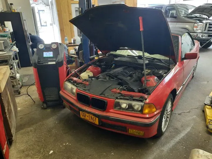 https://cdn.trust-mechanics.com/photos/791FpUZBuRa6asItLhbz/bd411274-2575-41cd-9150-441966aae106_720x720