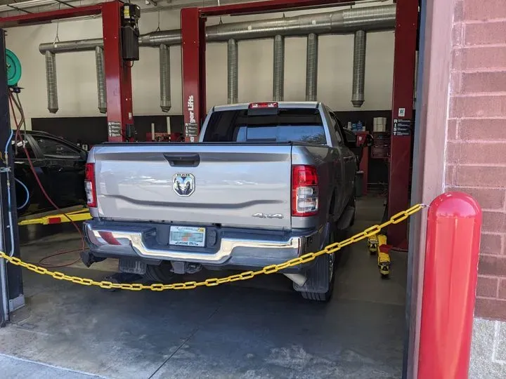 https://cdn.trust-mechanics.com/photos/7OWHZ2mdaESprjYl2TLv/fc139375-b32b-4a86-ad17-a380e84f6eab_720x720