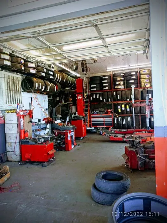 https://cdn.trust-mechanics.com/photos/7e4fFK2K372eOeHuH5h0/977c1348-0e7e-45a1-8939-58b2454166c2_720x720