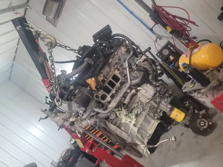 https://cdn.trust-mechanics.com/photos/7fsNJPFZDm5OuNEtGYqj/e8fcd806-750b-429c-9bb1-d60699602445_720x720