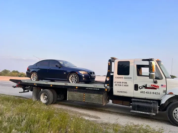 https://cdn.trust-mechanics.com/photos/7hOfHi8b2zuUkzIW6bpQ/015a522f-867f-445a-9fe2-19c0ca1189e1_720x720