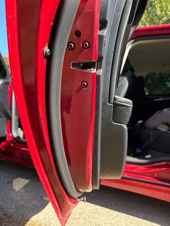 https://cdn.trust-mechanics.com/photos/7ii3OnxdrB5k93hL5akM/41c676c4-dff1-423c-944a-255337c89f68_720x720