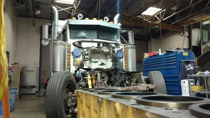https://cdn.trust-mechanics.com/photos/7j4cMU19qiQf4XaOE6vR/a3065427-ad14-4437-8610-975aebd05a2a_720x720