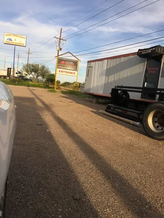 https://cdn.trust-mechanics.com/photos/7r3oweDcjvbDG8hUQJ0T/26220a10-9347-4a44-8652-6000aed097a3_720x720