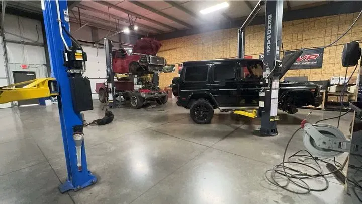 https://cdn.trust-mechanics.com/photos/7wQIM7gJjwNJ598MSKLS/a7fb993a-bcb7-4375-8b46-37da2e728b2b_720x720