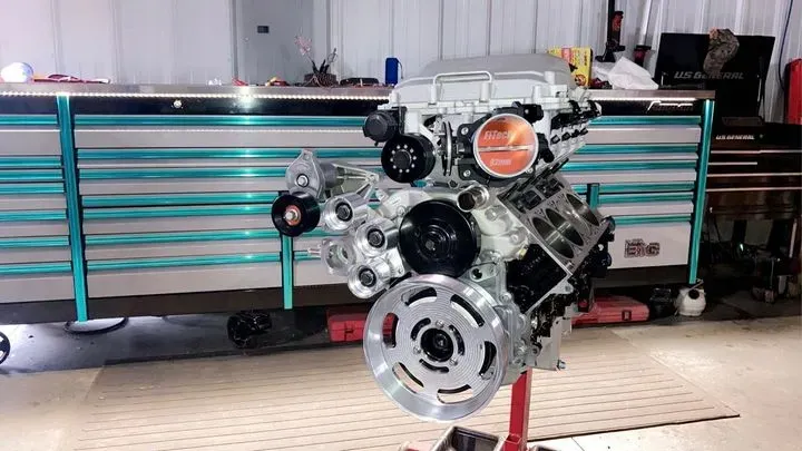 https://cdn.trust-mechanics.com/photos/7wQIM7gJjwNJ598MSKLS/ac07ca86-03fb-4a37-8653-735f8c02cb2e_720x720