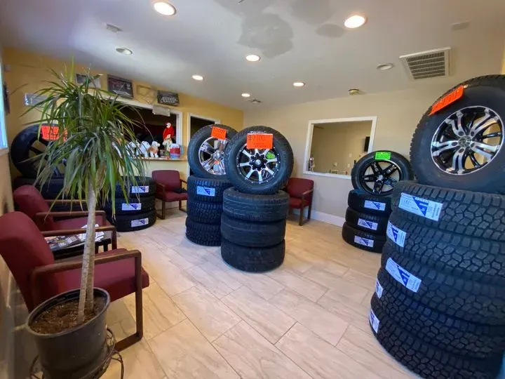 https://cdn.trust-mechanics.com/photos/82bRuRC0bZKtz8WGj7Sa/c18ce6b0-c2ac-47ec-9229-cbe0e6c73640_720x720