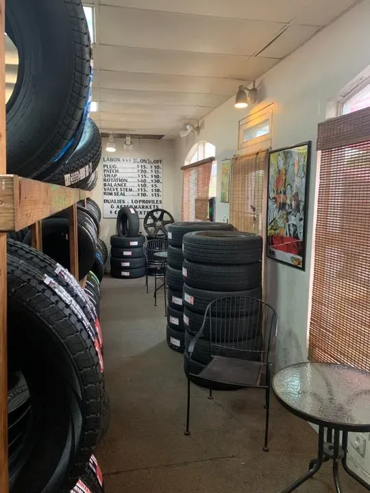 https://cdn.trust-mechanics.com/photos/8MbSwnAomEDTlb55oOA1/b1f1b07e-07dd-43ed-b382-547a66d81fc4_720x720