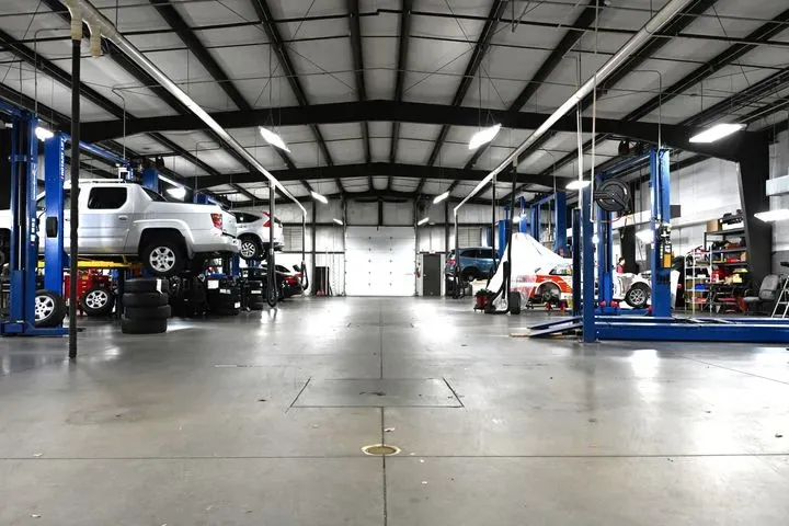 https://cdn.trust-mechanics.com/photos/8dezMP1UolYz5VEqjxg3/6a79ee3f-7db4-4fe7-917c-e55a744fd931_720x720