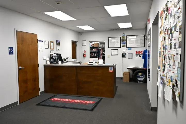 https://cdn.trust-mechanics.com/photos/8dezMP1UolYz5VEqjxg3/ba96b2c6-9d6a-4499-a326-a34edbef63a6_720x720