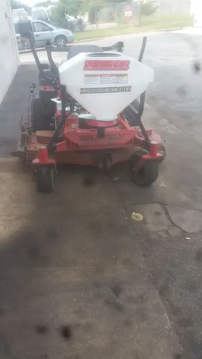 https://cdn.trust-mechanics.com/photos/8ggj0i2KVElNc9wDq96B/9f9d036f-4451-41c7-a721-3aa3d3fcf288_720x720