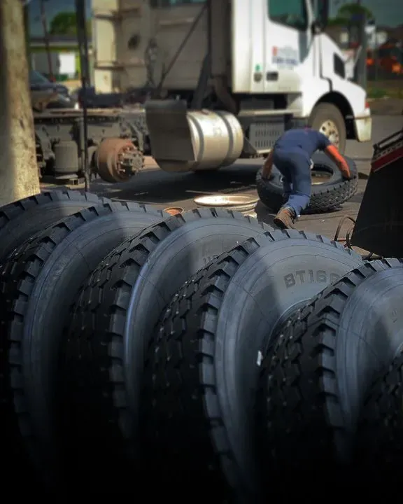 https://cdn.trust-mechanics.com/photos/8kwidH8fSI5tLk5Rw3rk/a65b54e3-0f31-43a6-80ea-90276b3d72dd_720x720