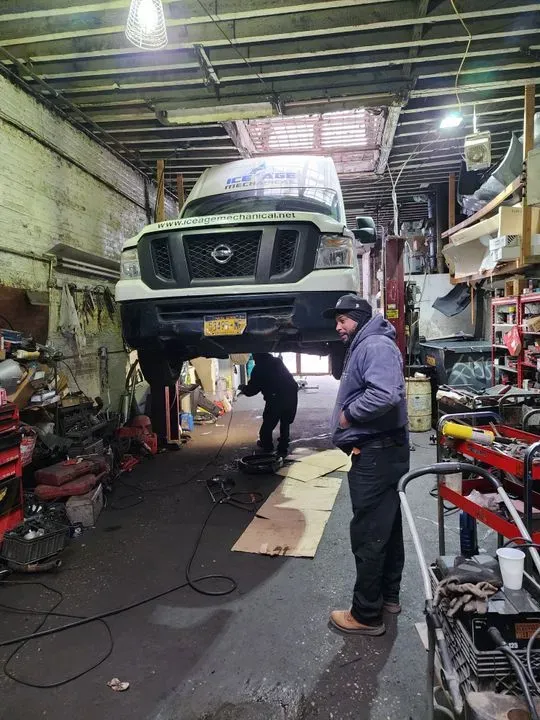 https://cdn.trust-mechanics.com/photos/95jNYEmMHCf9bdGXBV6d/692e6dda-153d-4829-95d5-a42549c00a88_720x720
