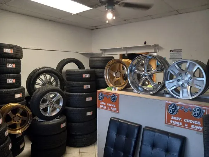 https://cdn.trust-mechanics.com/photos/95txJcWgfQpBppY7ajY0/b3de441b-d66a-4909-afe1-19f99a80188b_720x720