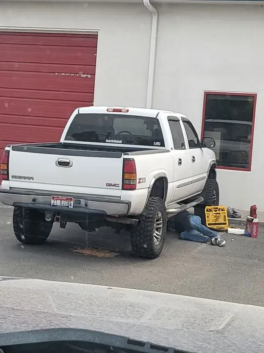 https://cdn.trust-mechanics.com/photos/96Z8GXlSqy69bA3E8dpn/fe28a2f2-7b08-4a58-bdb0-6f5ed70e193e_720x720