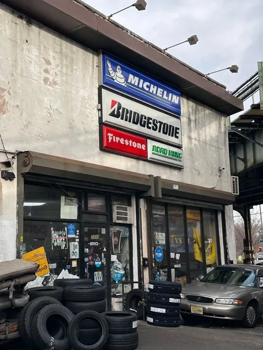 https://cdn.trust-mechanics.com/photos/9Gx3QYKf97MfVw9HNELb/78f366eb-312a-491f-a1d0-9c3a1e006d11_720x720