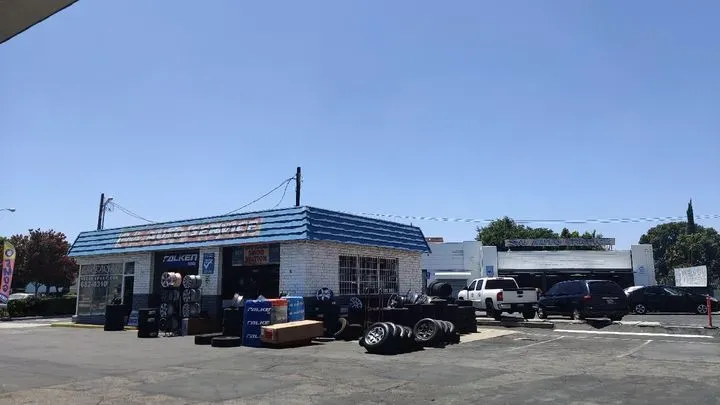 https://cdn.trust-mechanics.com/photos/9f73lUzNFz3NWmcfmrjo/95bdc41d-0af6-4cd1-b488-76b3d357b4f5_720x720