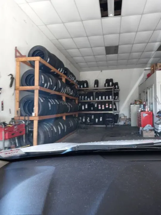 https://cdn.trust-mechanics.com/photos/Afcru6nRDnUaRetb4DFn/ec3d3a78-5358-42d8-ae54-23fade051d4c_720x720