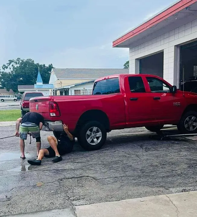 https://cdn.trust-mechanics.com/photos/AqRzQxAqtQNwaAlc7wqx/73ac9435-5ce6-47e5-9c10-757ebdf97903_720x720