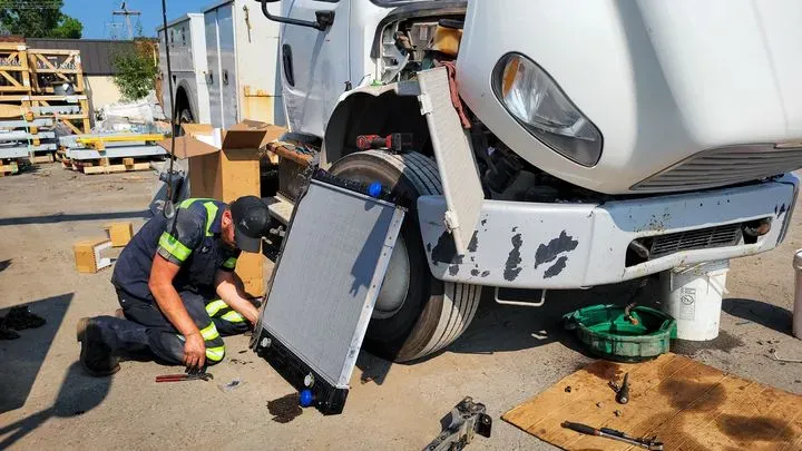 https://cdn.trust-mechanics.com/photos/AsKkbKmCqVcZMnRn6nuV/2111e541-1069-4568-a148-8cb83a97a01c_720x720