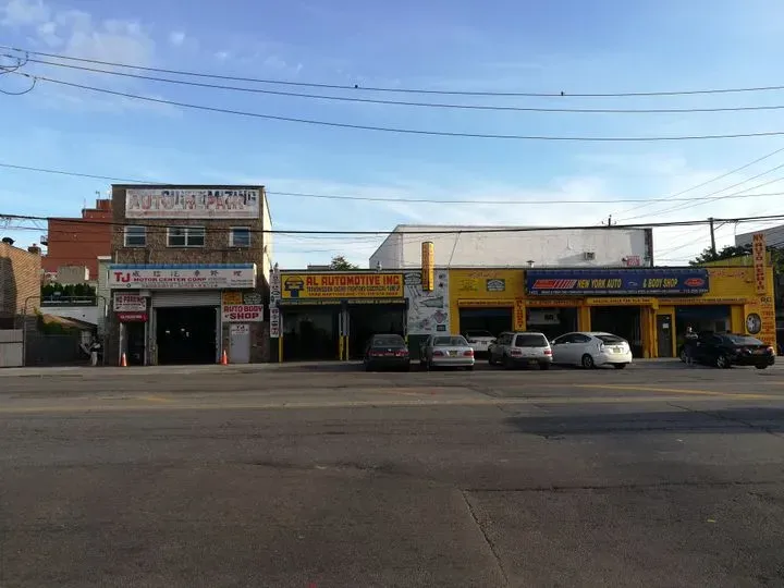https://cdn.trust-mechanics.com/photos/AtWWNeFOq7n7jC68jy3o/2c3110a7-149b-485c-a3bc-e3fc2756365a_720x720