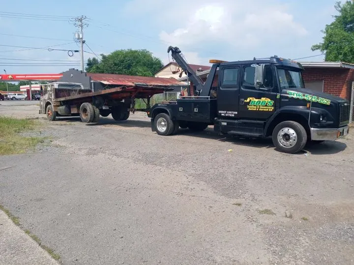 https://cdn.trust-mechanics.com/photos/AtuQ160INokQWQfHqTbA/8ac07ff6-b8b8-425a-8119-0beed29cfa4f_720x720