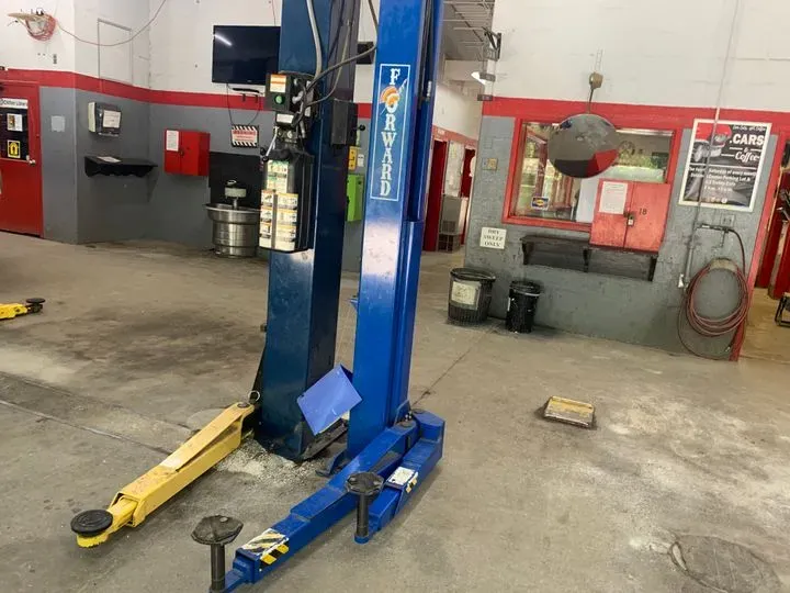https://cdn.trust-mechanics.com/photos/B5i9V7LB2pIBaA1Y1YH9/89c09056-3aba-430f-be3a-9b3008486fbe_720x720