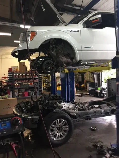 https://cdn.trust-mechanics.com/photos/BAYUVd37fezLB1VbfzIe/fa316811-c575-4058-8b8c-1fc7b4906eb8_720x720