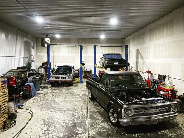 https://cdn.trust-mechanics.com/photos/BJUAhFhnS9ewY4Pxw4Kn/2dad0ec4-a9c1-40e7-97fe-5cff0e48e658_720x720