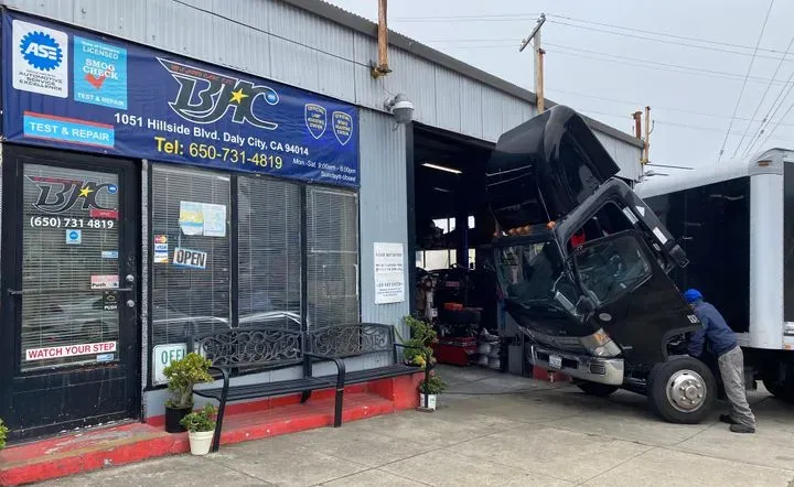 https://cdn.trust-mechanics.com/photos/BOqWvHagUGZHUtjq4xxh/d8cbbc89-c9b9-43fc-918b-8407696c71ff_720x720