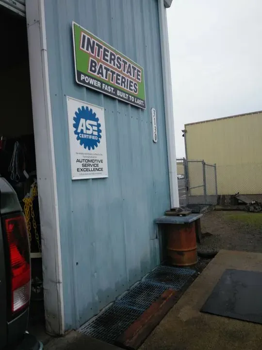 https://cdn.trust-mechanics.com/photos/BfBOpbRGvoPycreE4ooD/7fb4efe5-0a73-480a-9b48-6085e4e9edfa_720x720