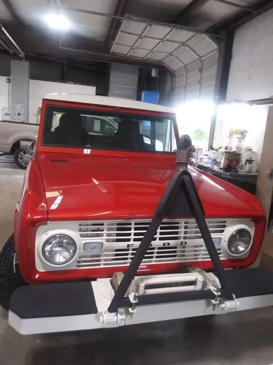 https://cdn.trust-mechanics.com/photos/Bp4bA58kqSEz8tHgtSCe/b7b95793-6eff-43a2-b65c-150752dae871_720x720