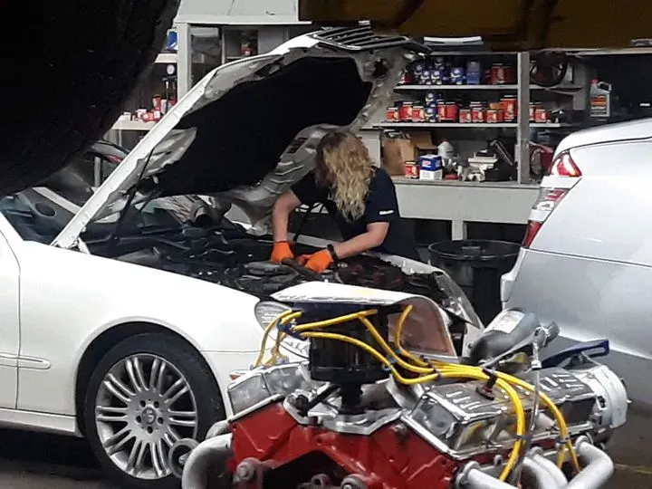 https://cdn.trust-mechanics.com/photos/C5hAuXIBj38LV67WJYu6/f337e032-0562-473e-829a-deaf11f7cba7_720x720