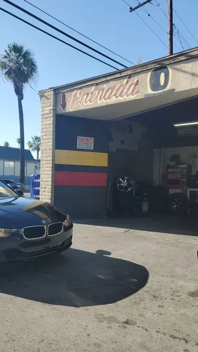 https://cdn.trust-mechanics.com/photos/CF6MuELtDDQNoSkoFMcp/5c213a31-7a99-42b6-98b8-9c3a28f6c093_720x720