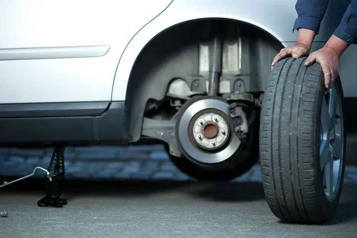 https://cdn.trust-mechanics.com/photos/CHrTXm4g3bw3n3UnVwLI/4d563acf-e623-441a-bac1-6b01a096f47b_720x720