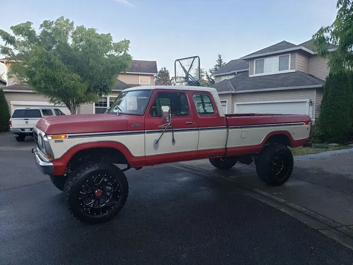 https://cdn.trust-mechanics.com/photos/CayY1B786z0lDh9q4V6p/c8ac56bf-a81c-4036-90c7-8688235c2310_720x720