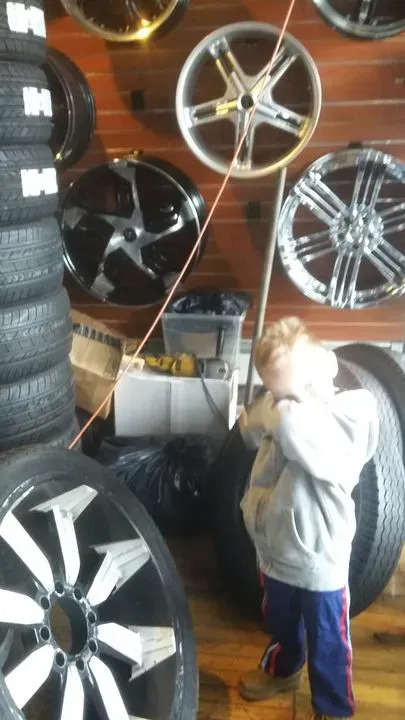 https://cdn.trust-mechanics.com/photos/Cfnn7kNDD9RBHaOsF0KK/73308a69-a6a0-4dde-889c-86c7eb893843_720x720