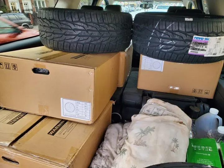 https://cdn.trust-mechanics.com/photos/D2KCRqSdNJlZe5QP7MWU/48434cc2-b7cf-4ae7-a31c-3a4ceefafa0d_720x720
