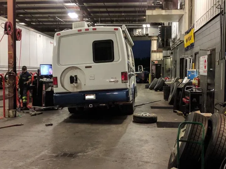 https://cdn.trust-mechanics.com/photos/DHDJsdeqbGlRfxn52rvY/f05dd70c-bf03-4382-8477-881034c8f944_720x720