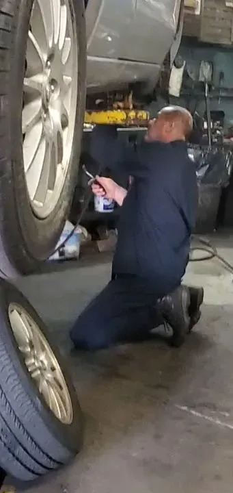 https://cdn.trust-mechanics.com/photos/DKB0JhOCP0a7cVUbq2KV/982ae63d-f26f-493f-b21f-b99edb08ba4c_720x720