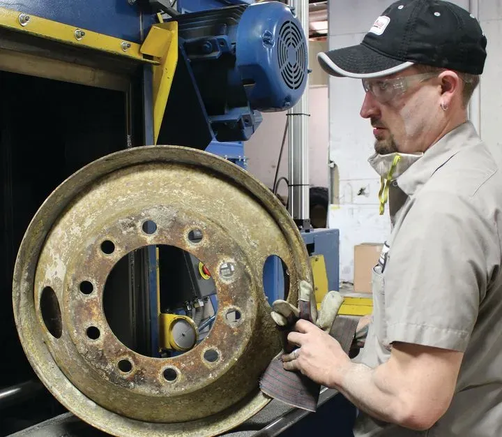 https://cdn.trust-mechanics.com/photos/DuU5IGvpzaGYW45wufCR/85d4e70b-dc17-47cf-a09b-f11517faf7ec_720x720