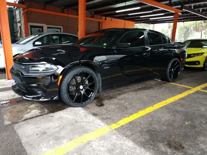 https://cdn.trust-mechanics.com/photos/DzvevkXOFmeWpXJvt2X5/050d6488-5e95-44ee-b32d-128ea9f8fb84_720x720