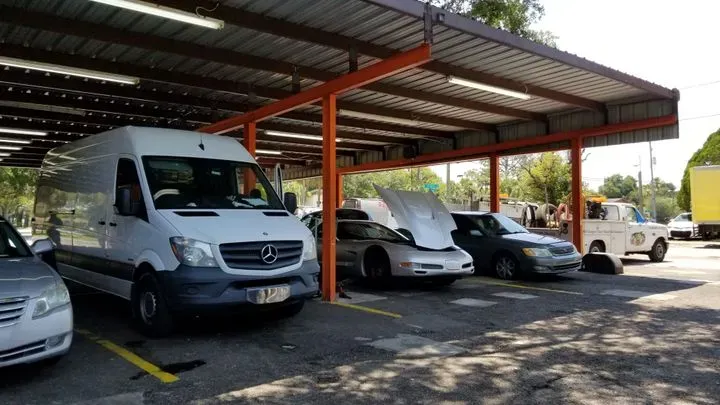 https://cdn.trust-mechanics.com/photos/DzvevkXOFmeWpXJvt2X5/193b8750-f7b1-4819-84cb-97ad61b8f3f4_720x720