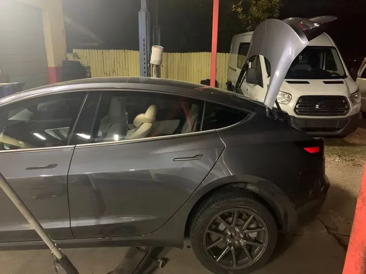 https://cdn.trust-mechanics.com/photos/EKaZxfE2bFSVjI7akzHx/a66d59cb-d741-4d18-a0ab-993ef35f4c1f_720x720