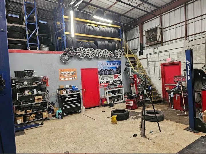 https://cdn.trust-mechanics.com/photos/EPJ1ZHkzSK5JXdu71J18/82a5e3a0-4ad9-4c57-b7ab-f0d7578bd719_720x720